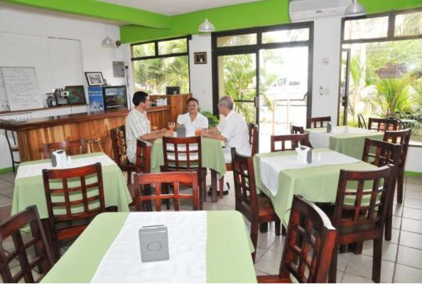 Hotel Santa Ana Liberia Airport エクステリア 写真