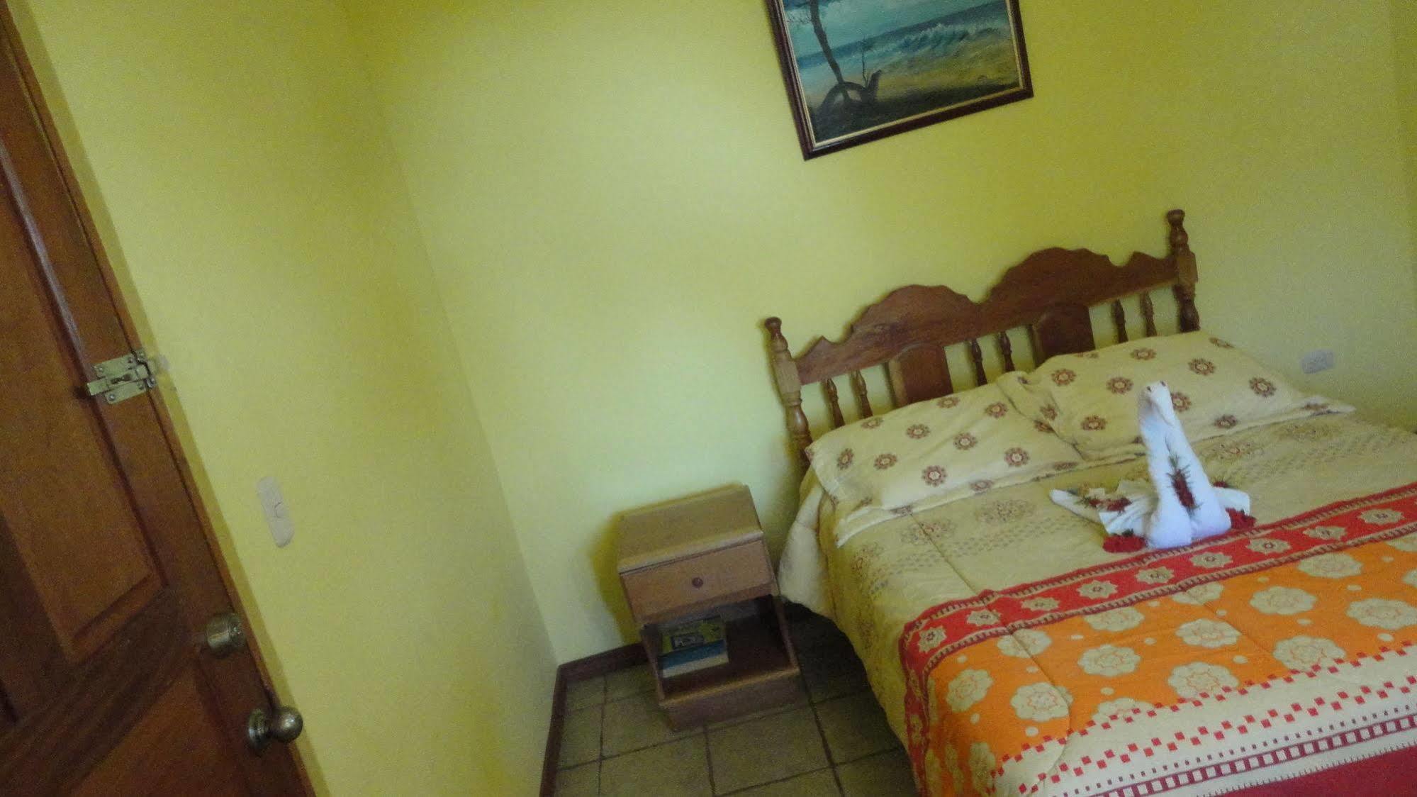 Hotel Santa Ana Liberia Airport エクステリア 写真